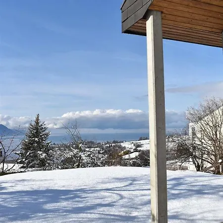 Maison Familiale A Avec Vue Sur Le *